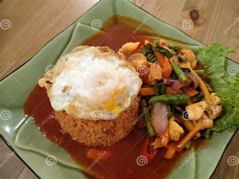 Nasi Ayam Paprik Food Rice Fried Chicken Stock Image Image Of Paprik