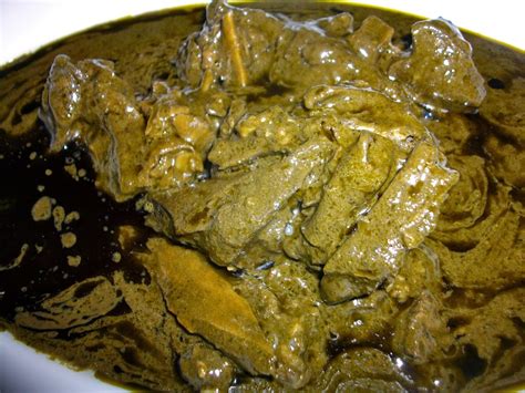 كما تدل هذة الرؤية ايضًا على صلاح. أمك صنافة : ملوخية تونسية