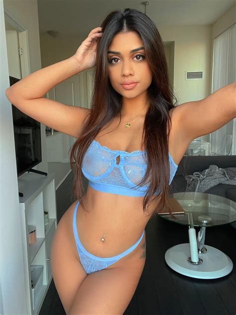 tw pornstars 2 pic priyanka twitter dropping new content on onlyfans tonight 🦋💙 1 31 am