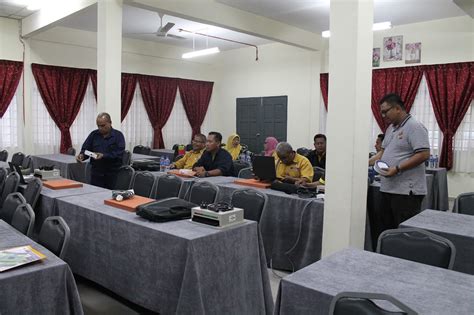 Politeknik ungku omar (puo), ipoh, malaysia. ELEKTRIK DUNIAKU: KURSUS PLC DI UITM SEGAMAT