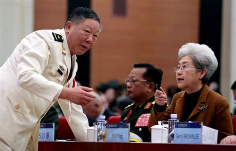 Von der neuen verteidigungsministerin werden jetzt schnelle entscheidungen erwartet. Russland und China planen für 2017 gemeinsame Militärübung ...