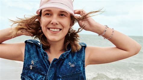 4,867 likes · 1,364 talking about this. 960x544 Cute Millie Bobby Brown 2020 960x544 Resolution Wallpaper, HD Celebrities 4K Wallpapers ...