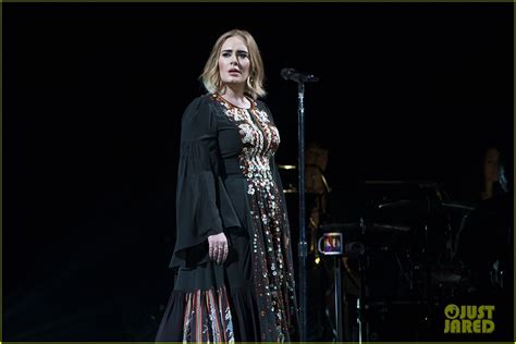 Adele Celebrates Pride At Glastonbury Festival 2016 Photo 3692199 Adele Pictures Just Jared