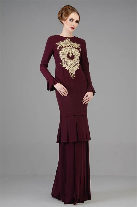 Hipwee style pun punya 8 ide desain baju putih yang paling baru dan bisa kamu contoh, lalu bawa ke tukang jahit. Collection of Koleksi Dresses Design Baju | 52 Best Baju ...