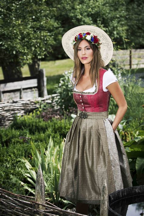 dirndl anna rot alpenherz ♥ shop exklusive dirndl und trachten aus dem allgäu