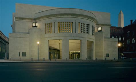 Plan Your Visit — United States Holocaust Memorial Museum