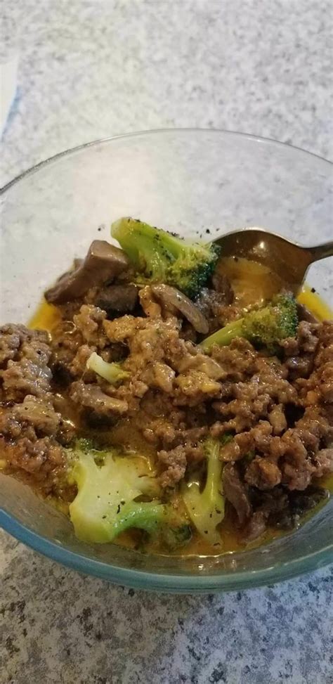 While the original recipe generally includes flour in my recipe i've kept it really simple and used the broccoli stalks which i puree to give the soup body. Ground beef, mushrooms, broccoli, and cheddar cheese ...