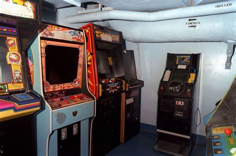Looking Back At 80s Arcades Will Make You Want To Time Travel Because