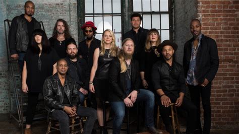 Tedeschi Trucks Band Tickets 2nd July Bank Of Nh Pavilion