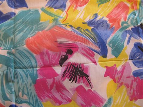 Donut pattern of abstract floral. 1980's Abstract Floral Fabric Piece, Cotton, Cotton Blend ...