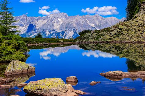 Im winter laden die berge der reiteralm zum skifahren und snowboarden ein. Der Spiegelsee auf der Reiteralm Foto & Bild | europe ...
