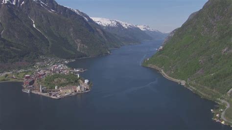 Odda Sørfjorden Trolltunga Flying Over Norway Youtube
