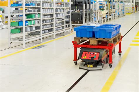 Linde Presents Automated Guided Cart For Production Logistics