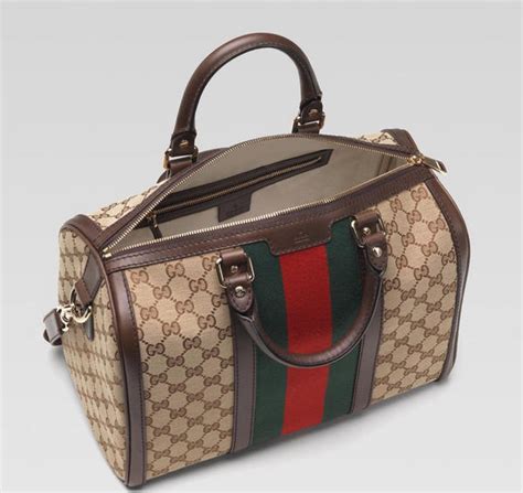 Sie können zwischen langen oder kurzen brautkleidern, strandhochzeitskleidern, brautkleidern in übergrößen, erschwinglichen. Brautkleider Mode Online: Gucci Handtaschen 2011