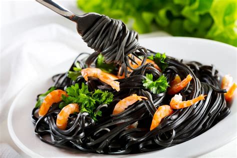 Jata negara malaysia dan evolusinya. Squid Ink Pasta Recipe (Venetian Style) - Let it wine ...