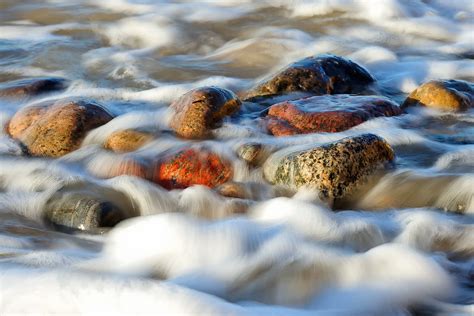 Das Wasser Formt Den Stein Foto And Bild Landschaft Meer And Strand