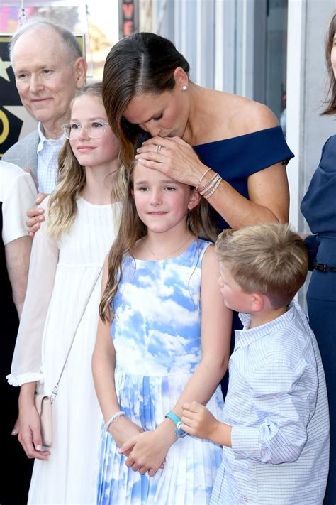The mom/daughter duo held hands and wore protective face masks amidst the coronavirus. Jennifer Garner and Kids at Hollywood Star Ceremony 2018 ...