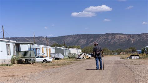 White Mountain Apache Tribe lowers bar to initiate COVID-19 lockdowns