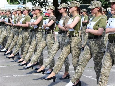 Photos Of Female Soldiers In Ukraine Wearing Heels Sparks Outrage Herald Sun