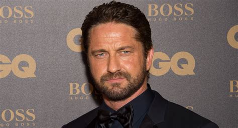 gerard butler shaves off his beard for the first time in a year who magazine