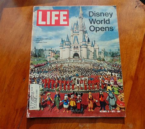 Life Magazine 1970s Disney World Opens Vintage October 15 1971 Disney