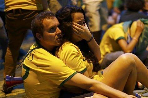 Heartbreaking Pictures Of Brazil Fans Before And After Their World Cup Loss World Cup Brazil