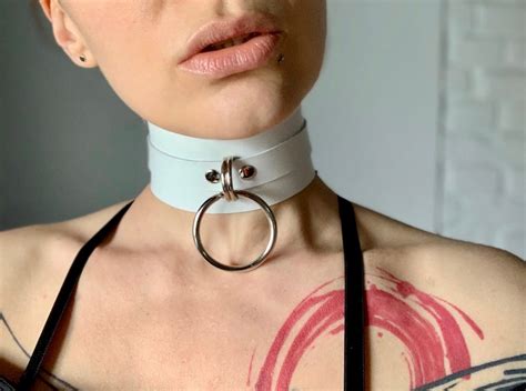 Leather BDSM Collar / Submissive Collar for Women | Etsy