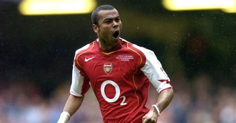 Ashley Cole Makes Huge Arsenal Admission As He Discusses Whether