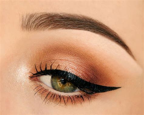 Pin By Pipisapansy On Eye Makeup With Images Orange Eye Makeup