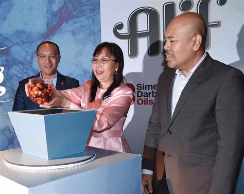Its core businesses operate and serve in the industrial, motors and logistics sectors as well as the healthcare, and insurance segments. APA KELEBIHAN MINYAK MASAK 'ALIF'? - KAK FAS ONLINE