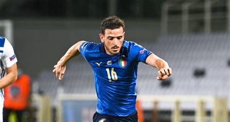 Le #psg est heureux d'accueillir #alessandro #florenzi. PSG : Alessandro Florenzi a signé et pourra donc jouer ...