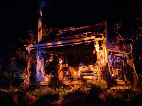 Inside Spook On Halloween Horror Nights Haunted Houses