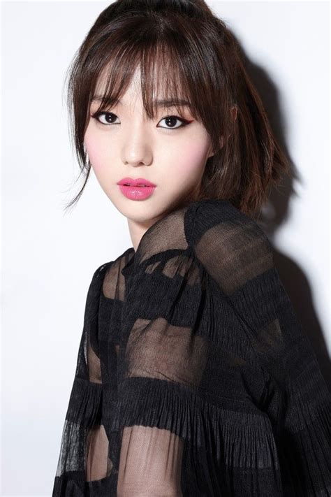 Chae was spotted by a casting director on the streets and proceeded to make her debut in 2014 with. Chae Soo Bin | Korean beauty, Korean actresses, Asian ...