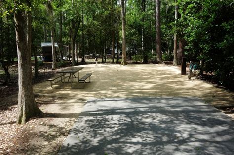 I have been trying for weeks to get a preferred campsite anytime in december. Photo Tour of a Tent Campsite at Disney's Fort Wilderness ...