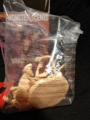 Moebius Monster Scenes Vampirella Model Kit Sealed Horror Vampire