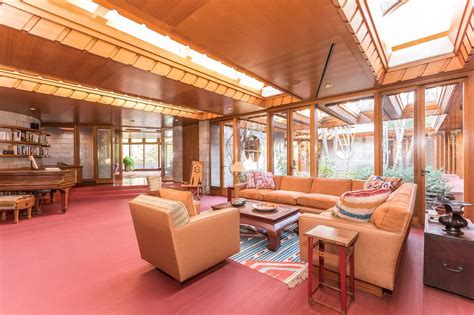 A preview of the exhibits concept. Own Frank Lloyd Wright's horseshoe-shaped 'Tirranna' home ...