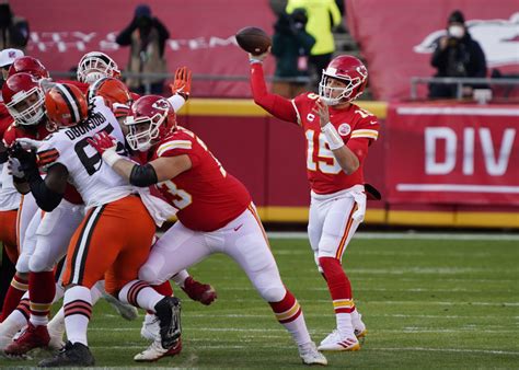 The kansas city chiefs' 2021 schedule was released along with the rest of the nfl slate on wednesday. "Patrick Mahomes is Compromised"- Former NFL Man Skeptical ...