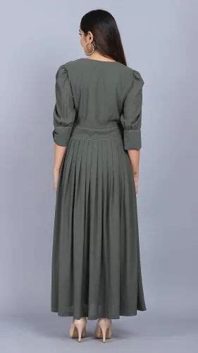 Olive Green Solid Empire Dress महिलाओं की डिजाइनर ड्रेस लेडीज डिजाइनर