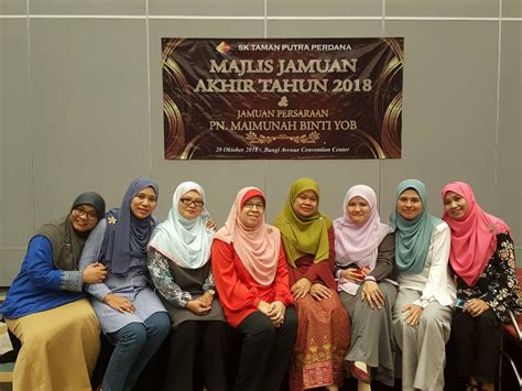Adab yang sebaiknya dilakukan ketika akhir tahun. Sekolah Kebangsaan Taman Putra Perdana: Majlis Jamuan Hi ...
