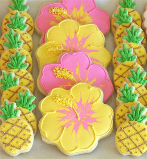 Cookie Decorating How To Make Pretty Hibiscus Cookies Luau Cookies Luau Desserts Summer