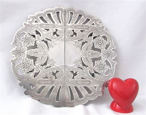 Wallace Expandable Silverplate Trivet Footed By Yourheart On Etsy