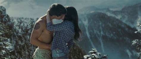 why does bella suddenly decide to kiss jacob and how is edward totally cool with it twilight
