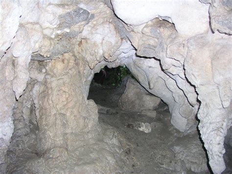 Cueva Del Señor Segundo Guevara Cuevas Y Tragaderos De Perú Y Bolivia