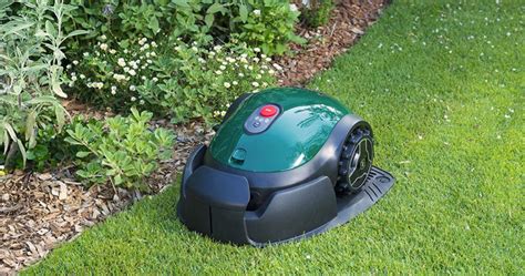 5 Of The Best Robot Lawn Mowers In 2020 Hip2save