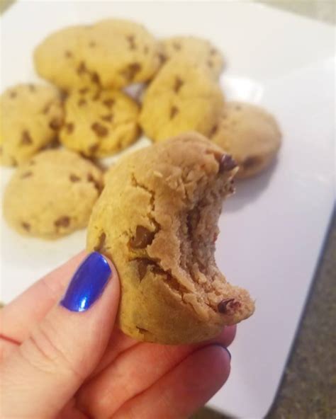 Easy Healthy Gluten Free Chocolate Chip Cookies With Vegan Substitutes Build Strong Vibes