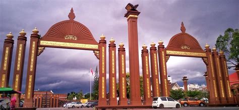 Kota bharu, occasionally written as kota baharu, is a city in malaysia that serves as the state capital and royal seat of kelantan. 12 Destinasi Kebiasaan 'Orang Luar' Akan Singgah Jika ...