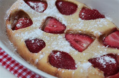 Clafoutis Met Aardbeien French Food Stories