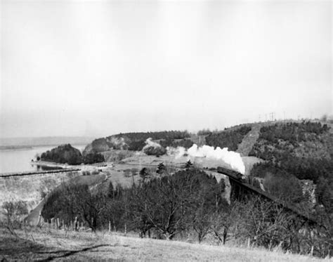 Panorama Of Wachusett Reservoir Wachusett Dam And The Cl Flickr