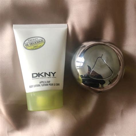 Dkny Be Delicious Set On Mercari Perfume Body Lotion Lotion