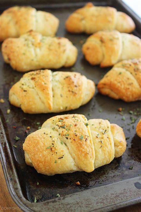 cheesy stuffed garlic butter crescent rolls in 2020 recipes crescent recipes butter crescent